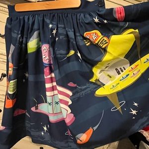 Oblong box shop space tiki design! Super rare and excellent condition!